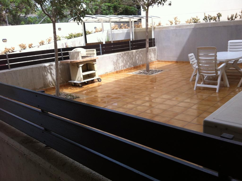 Illa Mar Apartment Sant Carles De La Rapita Ruang foto