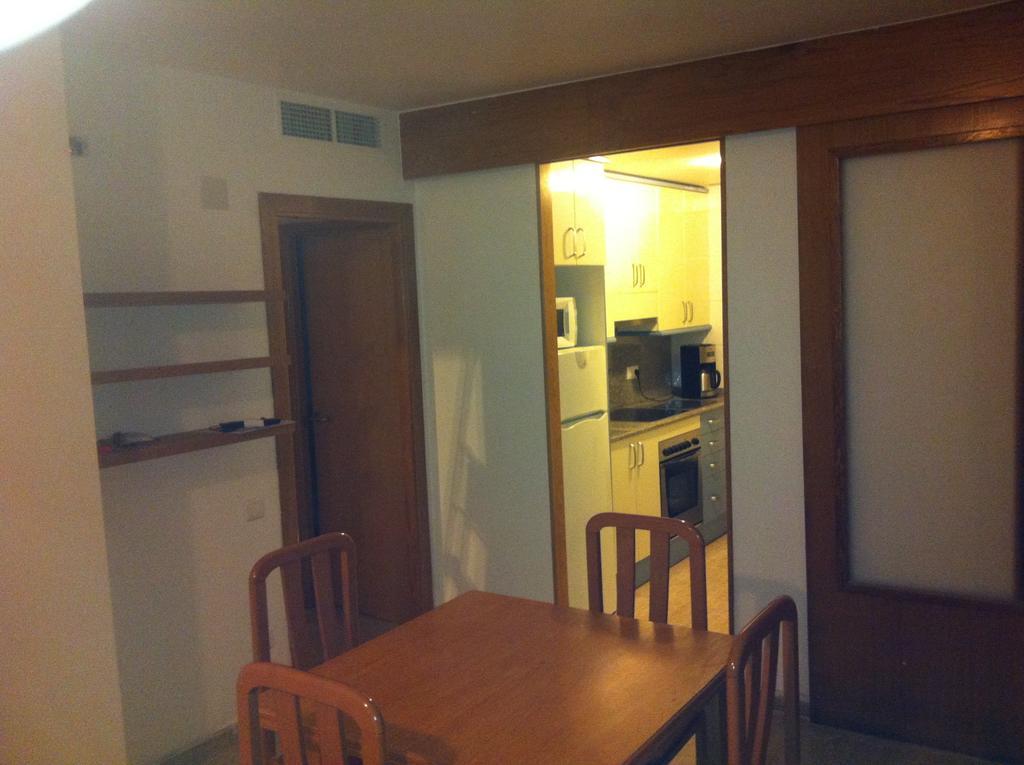 Illa Mar Apartment Sant Carles De La Rapita Ruang foto